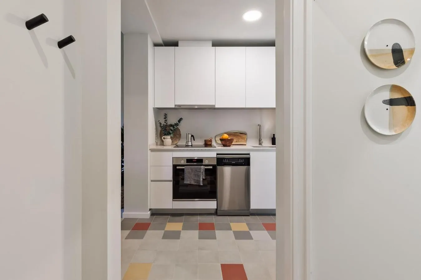 Nal - 2 Bedrooms, Office And Balcony In Eixample Dreta برشلونة 0*,  إسبانيا